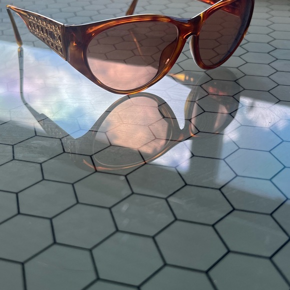 Christian Dior 90s vintage sunglasses in LIKE NEW condition - Picture 10 of 10